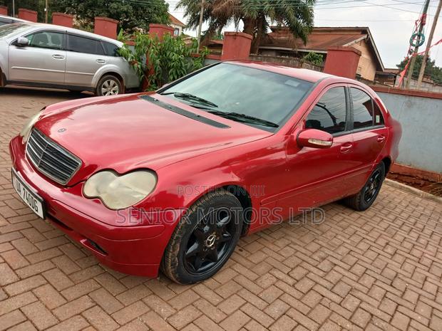 Mercedes-Benz C200 2004 Red