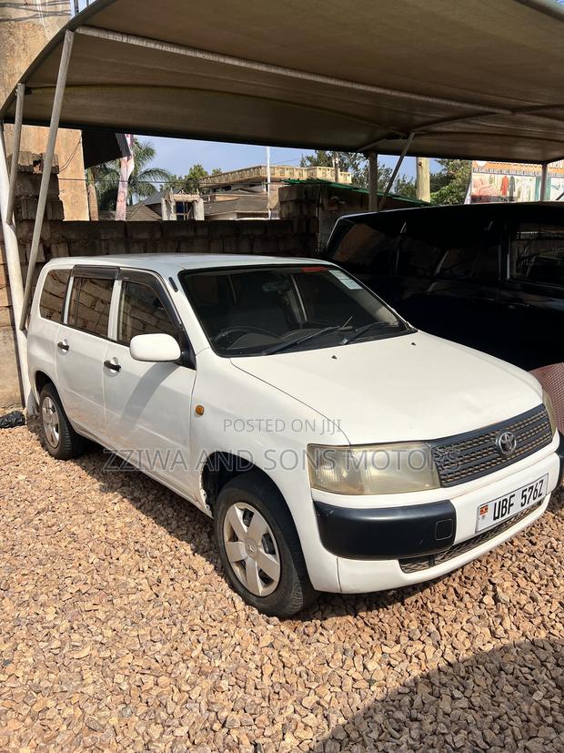 Toyota Probox 1.5 DX Comfort 4WD 2013 White