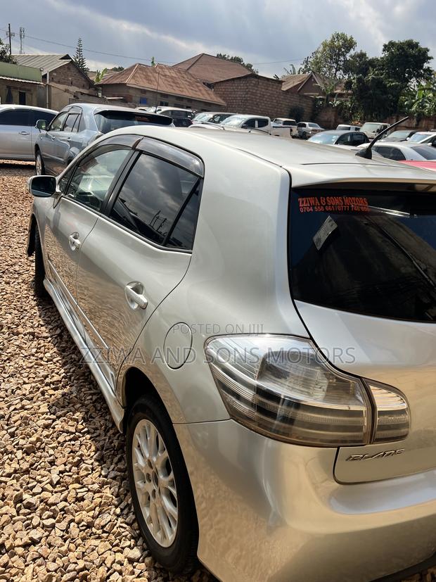 Toyota Blade 2008 Silver