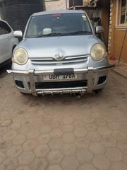 Toyota Sienta 2006 Silver for sale