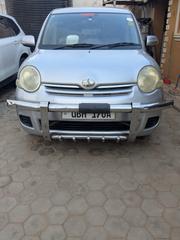 Toyota Sienta 2006 Silver for sale