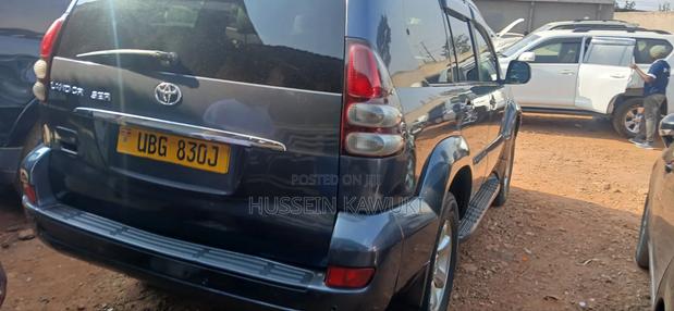 Toyota Land Cruiser Prado 2008 Gray