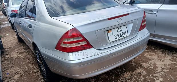 Mercedes-Benz E300 2007 Silver