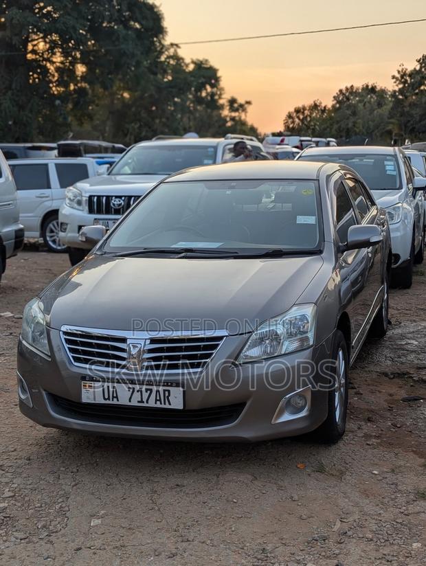 Toyota Premio 2012 Gray