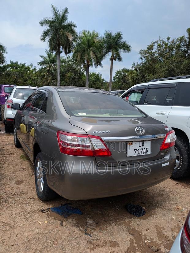 Toyota Premio 2012 Gray