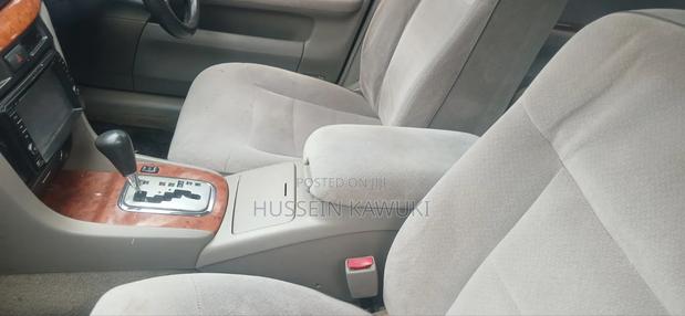 Toyota Mark II 2004 Silver
