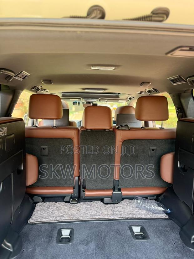 Toyota Land Cruiser 2019 White