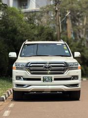 Toyota Land Cruiser 2019 White for sale
