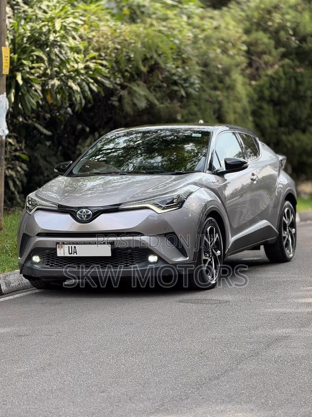Toyota C-HR 2018 Silver