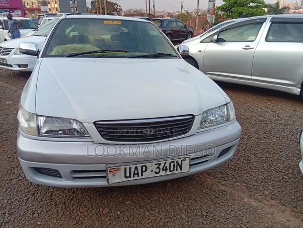 Toyota Premio 2001 White
