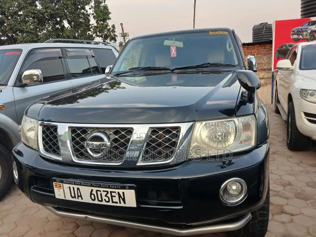Nissan Patrol 2008 Black