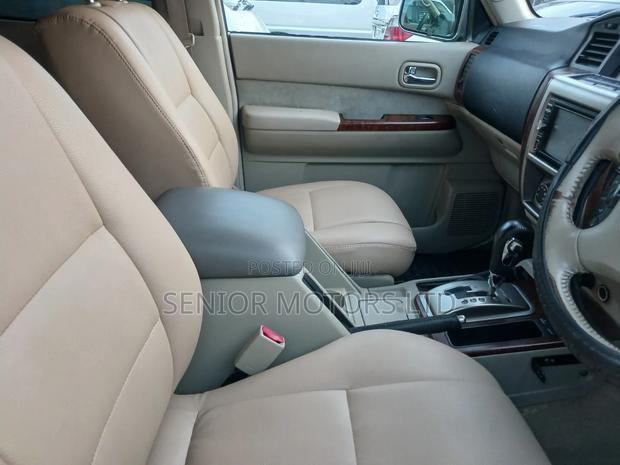 Nissan Patrol 2008 Black