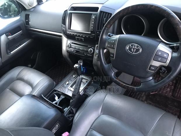 Toyota Land Cruiser Prado 2016 Black