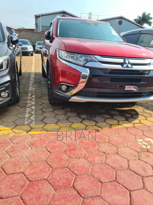 Mitsubishi Outlander 2017 Red