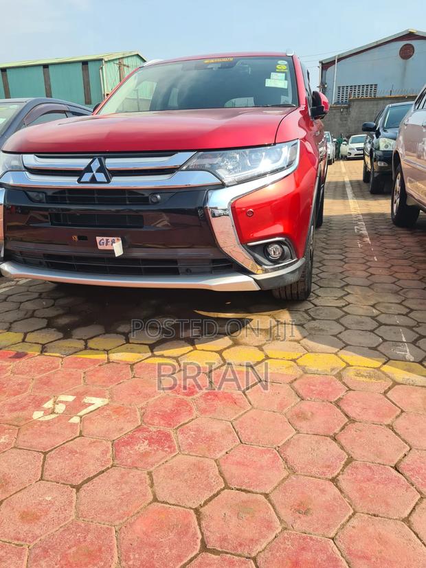 Mitsubishi Outlander 2017 Red