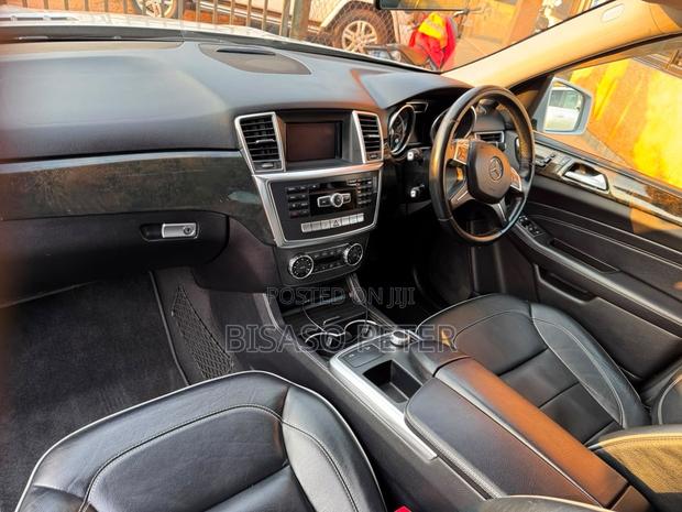 Mercedes-Benz M Class 2013 Gray