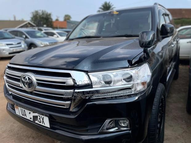 Toyota Land Cruiser 4.6 V8 ZX 2010 Black