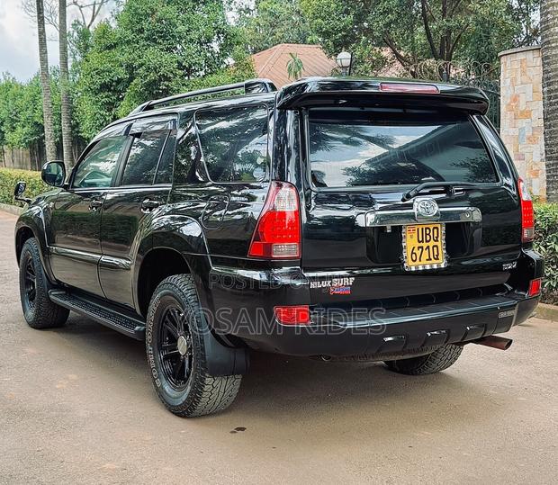 Toyota Hilux Surf 2.7 SSR 2009 Black