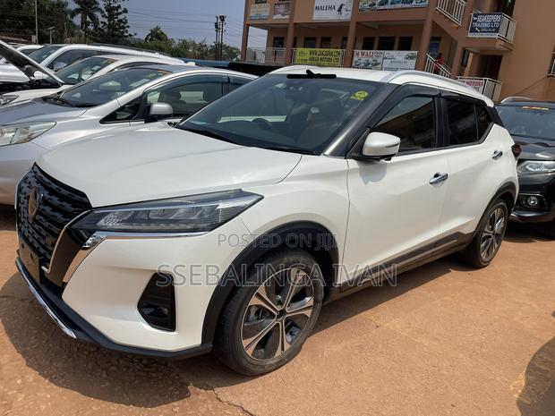 Nissan Kicks 2022 White