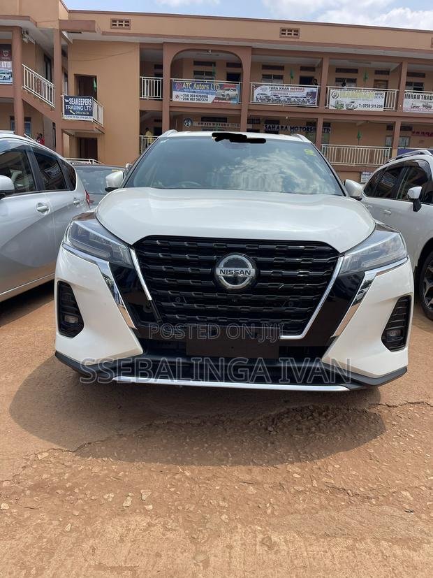 Nissan Kicks 2022 White