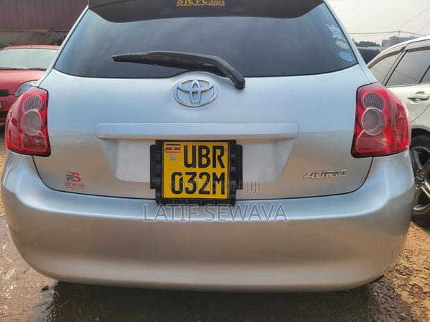 Toyota Auris 1.6 Dual VVT-i 2007 Silver