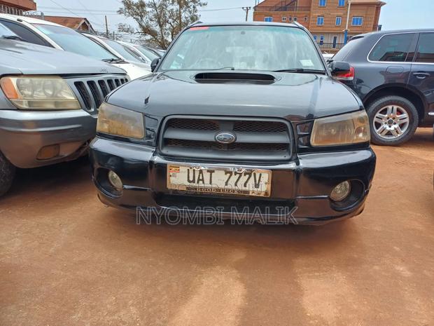 Subaru Forester 2000 Black