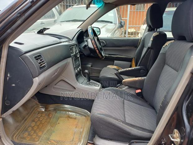 Subaru Forester 2000 Black