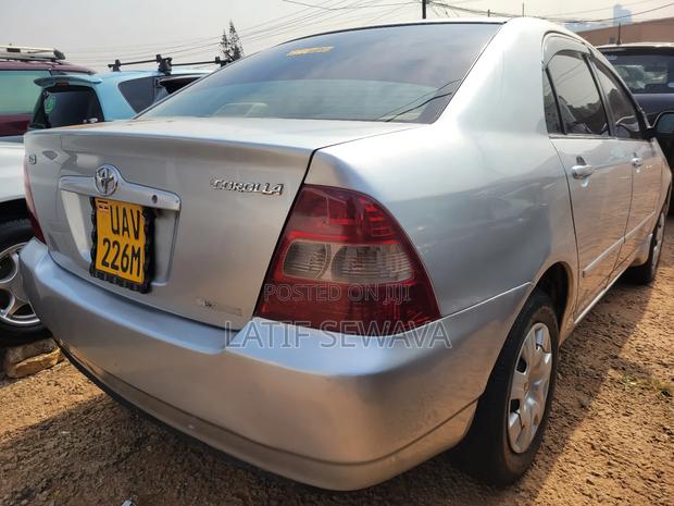 Toyota Corolla X 1.3 Automatic 2000 Silver