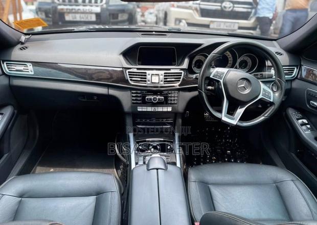 Mercedes-Benz E250 2015 Black