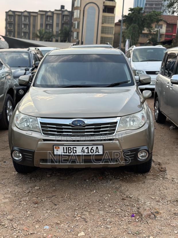 Subaru Forester 2009 Gold