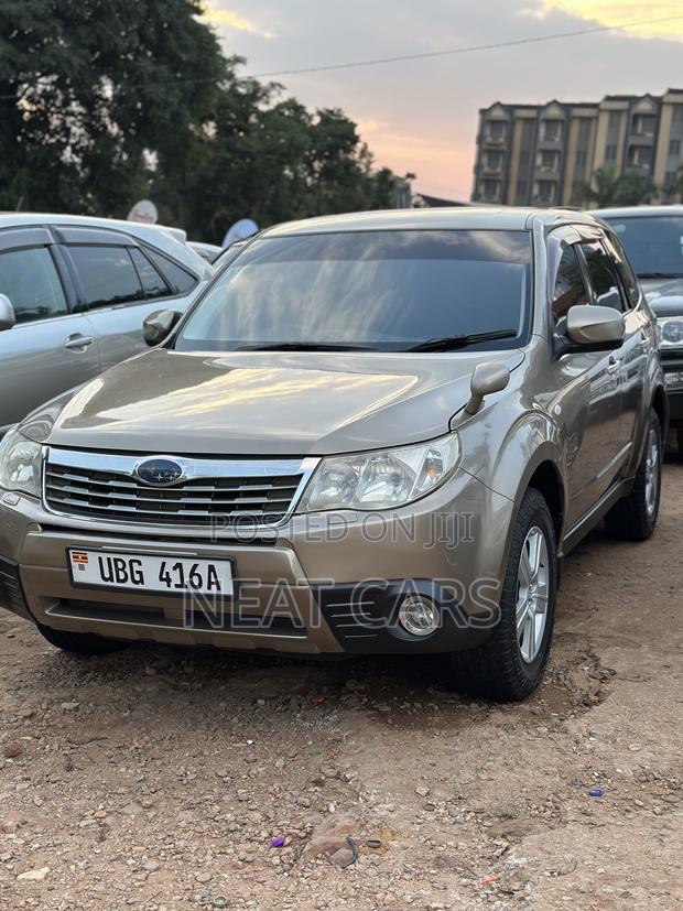 Subaru Forester 2009 Gold