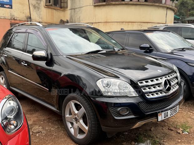 Mercedes-Benz M Class 2011 Black