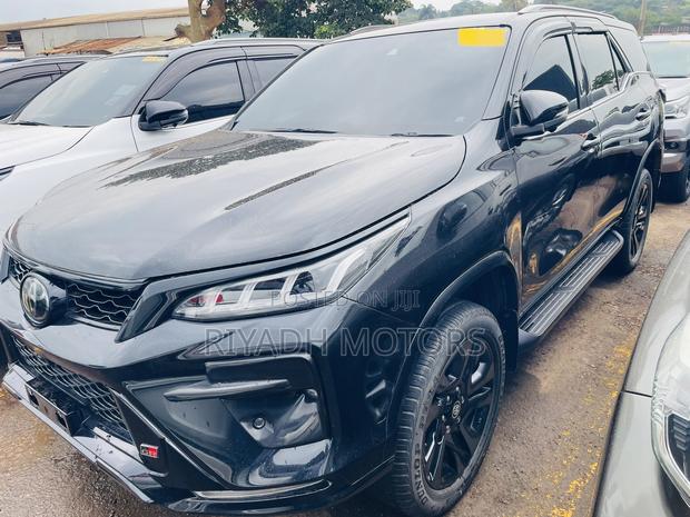 Toyota Fortuner 2.8 D AWD 2021 Black
