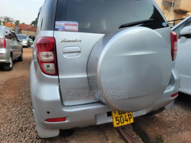 Toyota Rush 1.5 AWD 2011 Silver