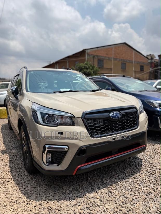 Subaru Forester Premium AWD 2020 Beige