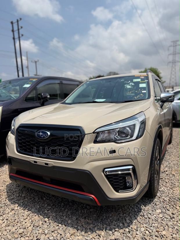 Subaru Forester Premium AWD 2020 Beige