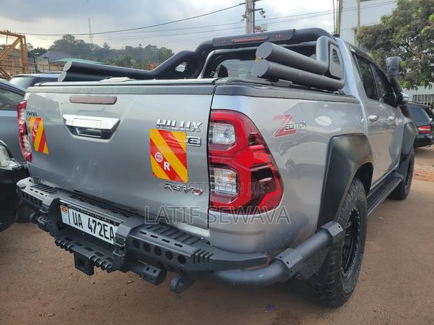 Toyota Hilux Revo Double Cab Deisel 2.8 AWD 2017 Silver