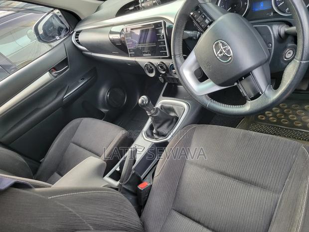 Toyota Hilux Revo Double Cab Deisel 2.8 AWD 2017 Silver