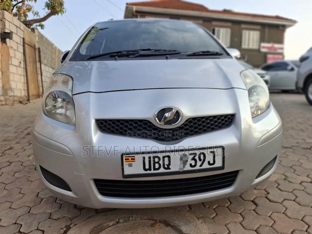 Toyota Allex 2010 Silver