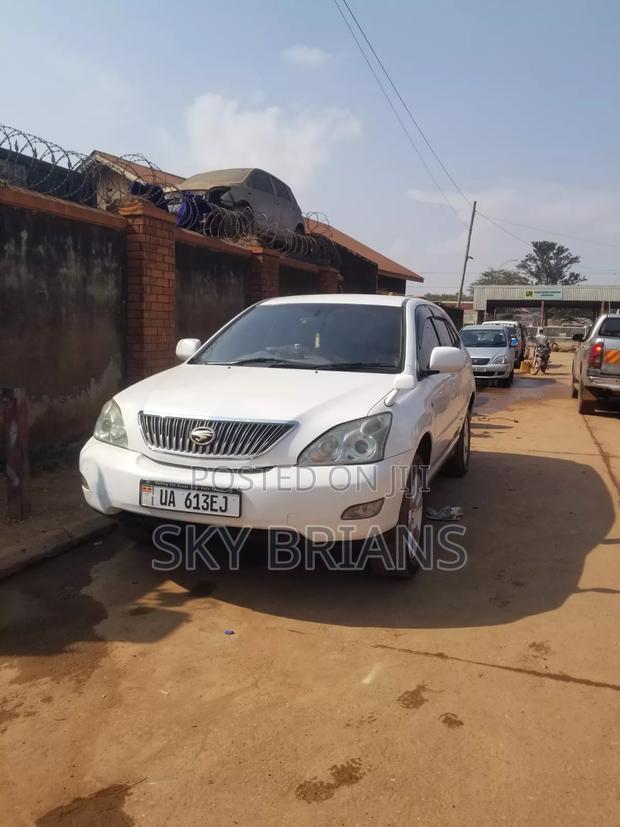 Toyota Harrier 2009 White