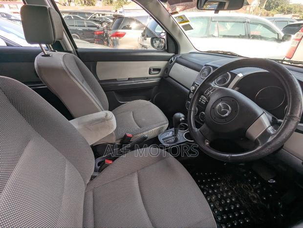 Mazda Verisa 2009 Gray
