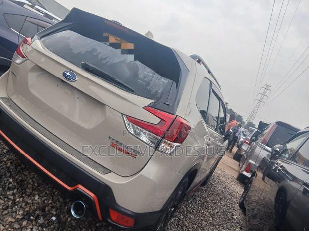 Subaru Forester 2020 Gold