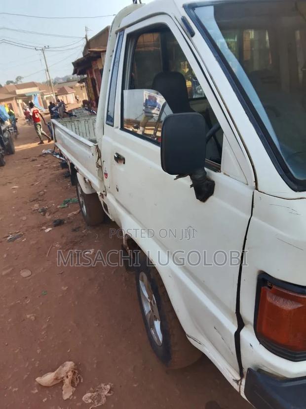 Toyota Lite-Ace 2008 White