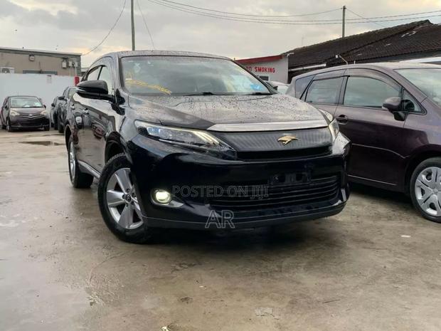 Toyota Harrier 2017 Black