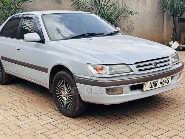 Toyota Premio 1.8 AWD 2001 Silver