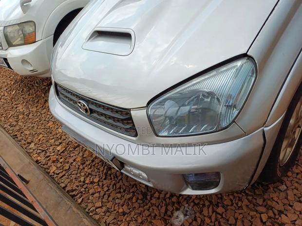 Toyota RAV4 Automatic 2003 Silver
