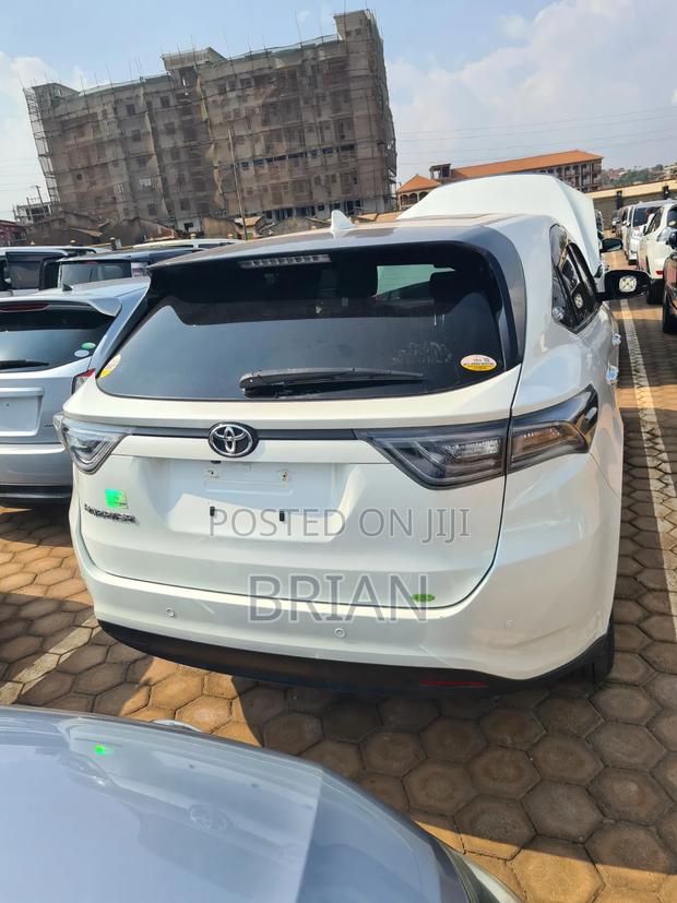 Toyota Harrier 2017 White