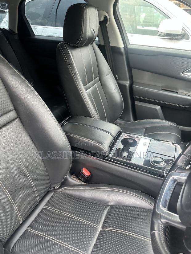 Land Rover Range Rover Velar D180 S 4x4 2018 Brown