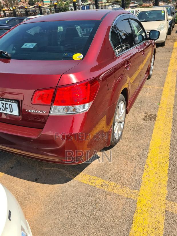 Subaru Legacy 2012 Red
