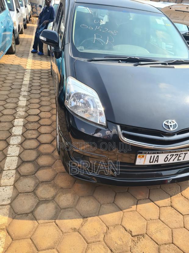 Toyota Passo Sette 2011 Black